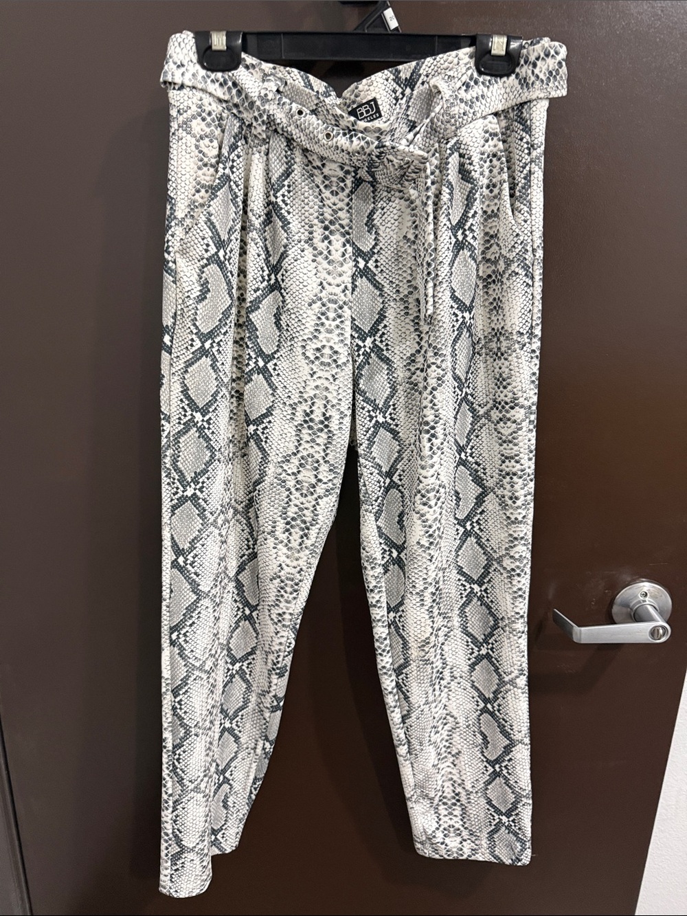 BBJ Snake Print Paperbag Waist Straight-Leg Pants in Gray